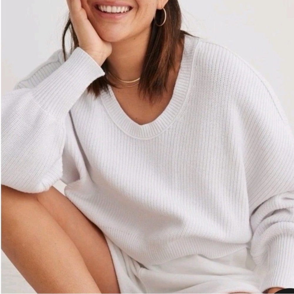 Aerie Beyond Cropped Sweater